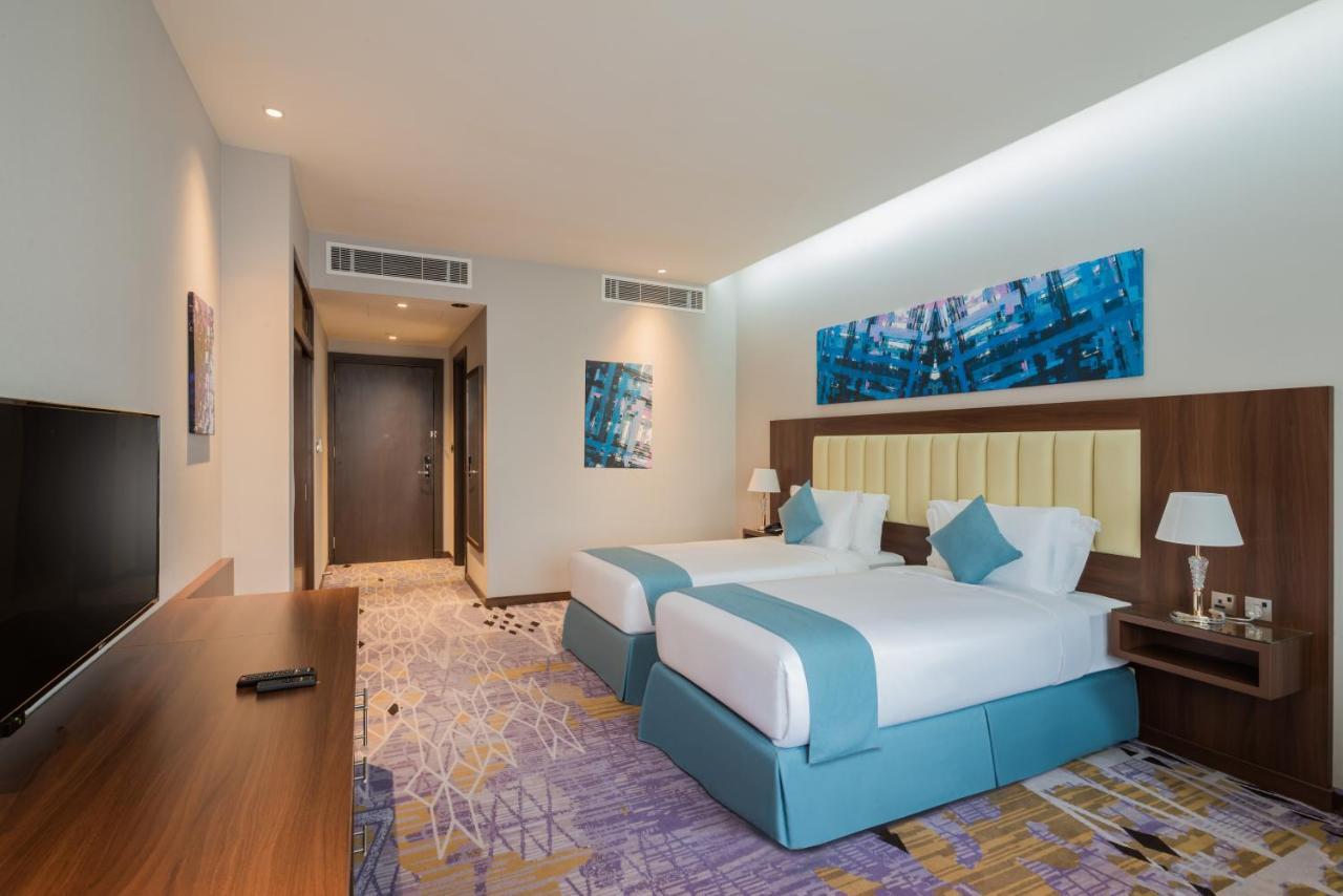 Deluxe Room Twin