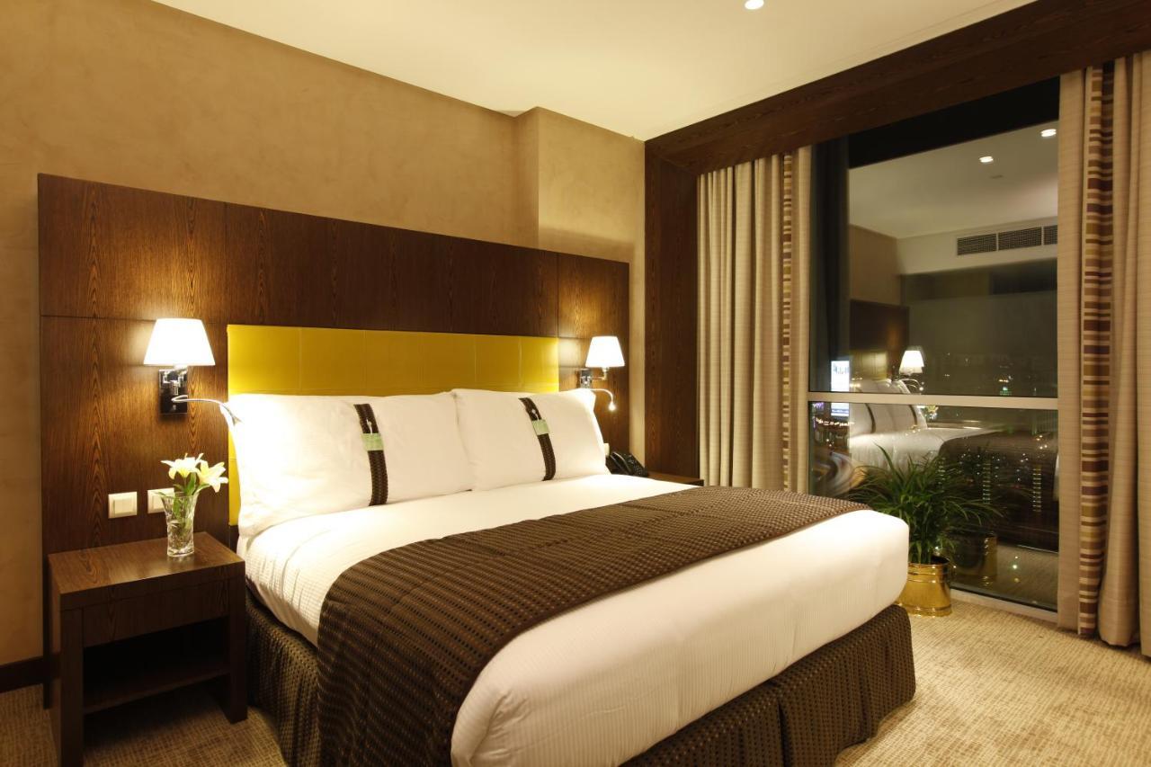 Premium King Room Smoking
