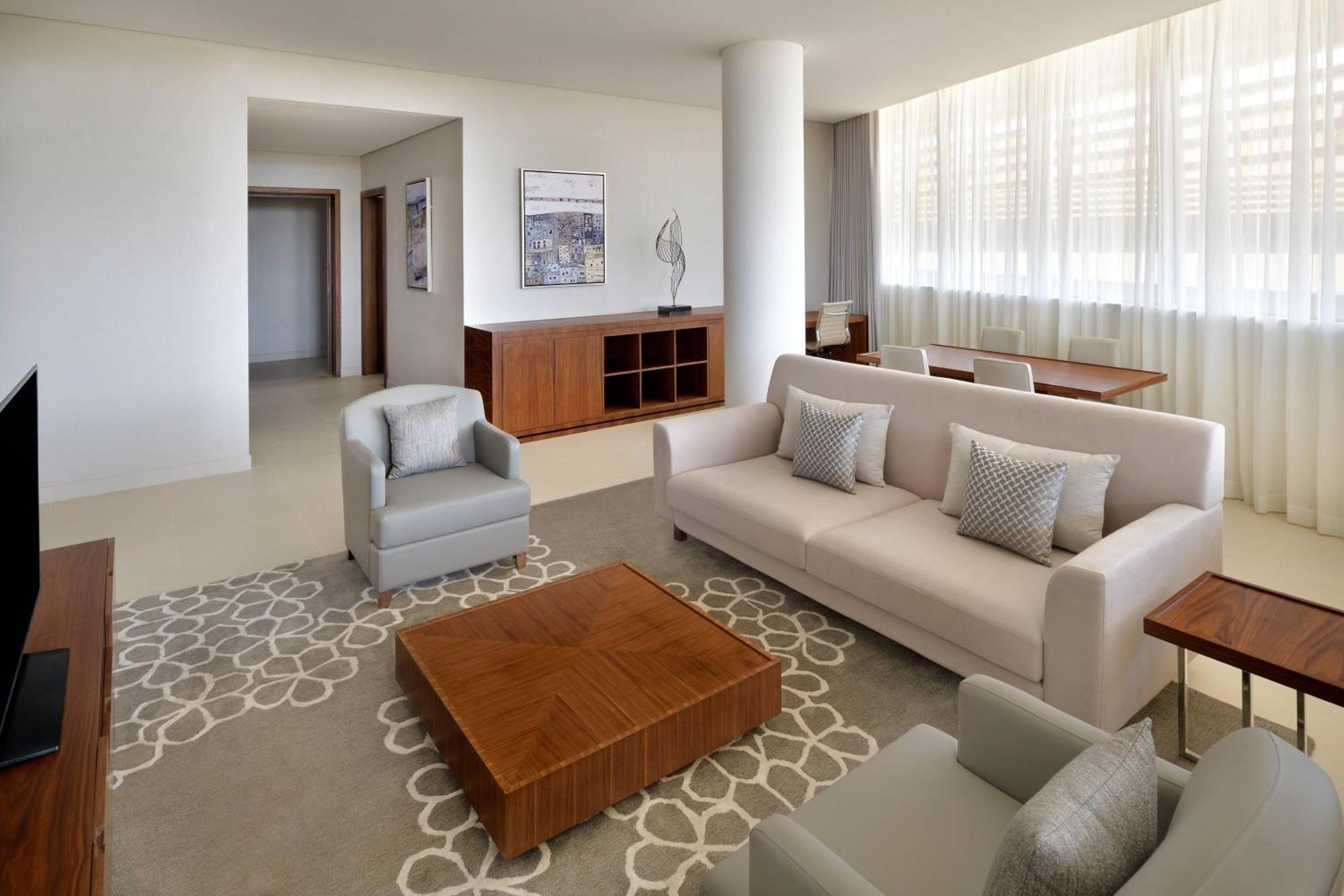 Diplomatic Suite Concierge lounge access 2 Bedroom Suite