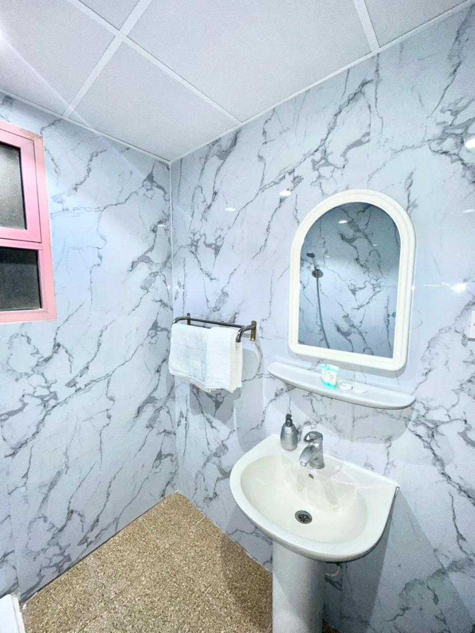 Single Room with Private Bathroom