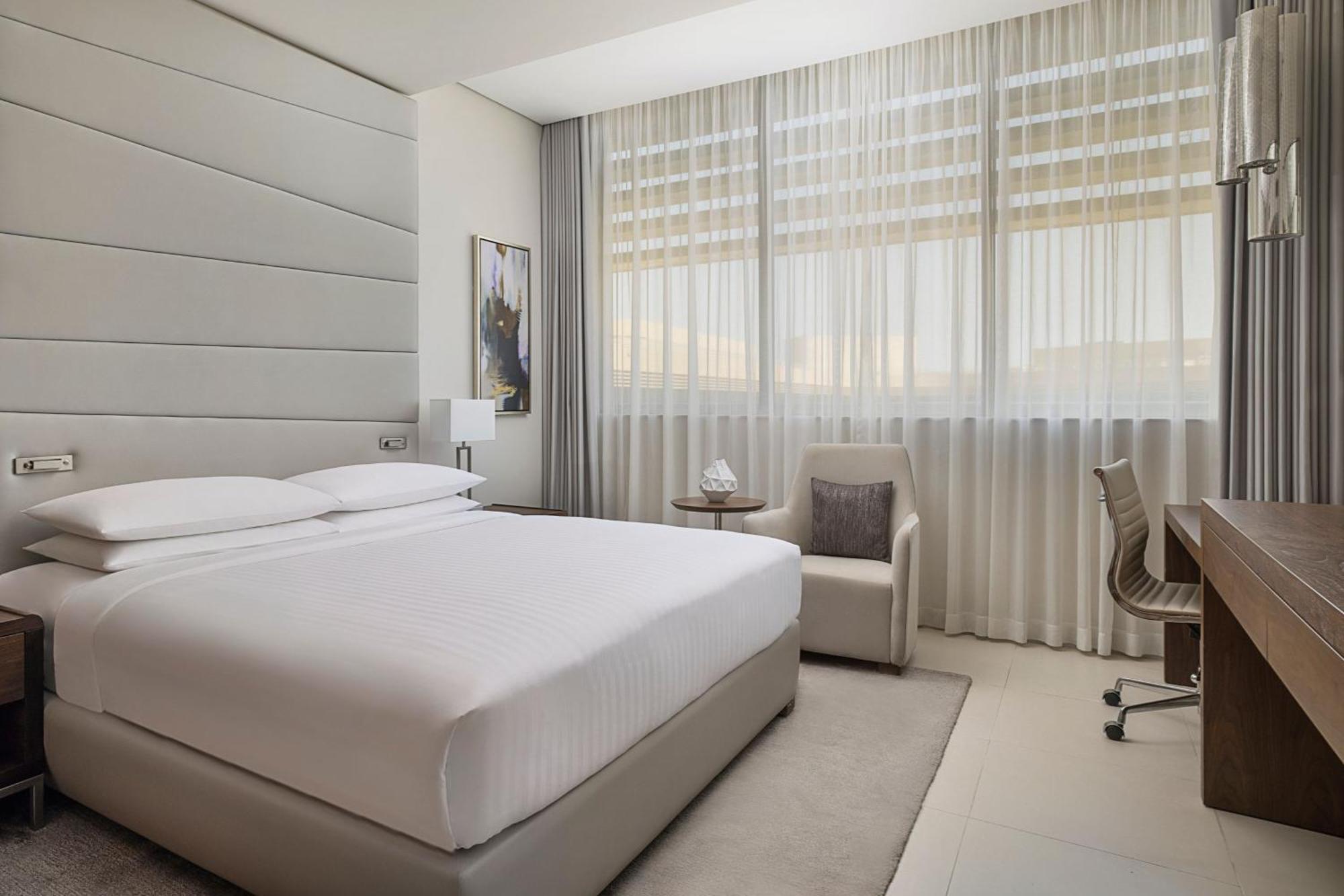 Deluxe Room Guest room 1 King