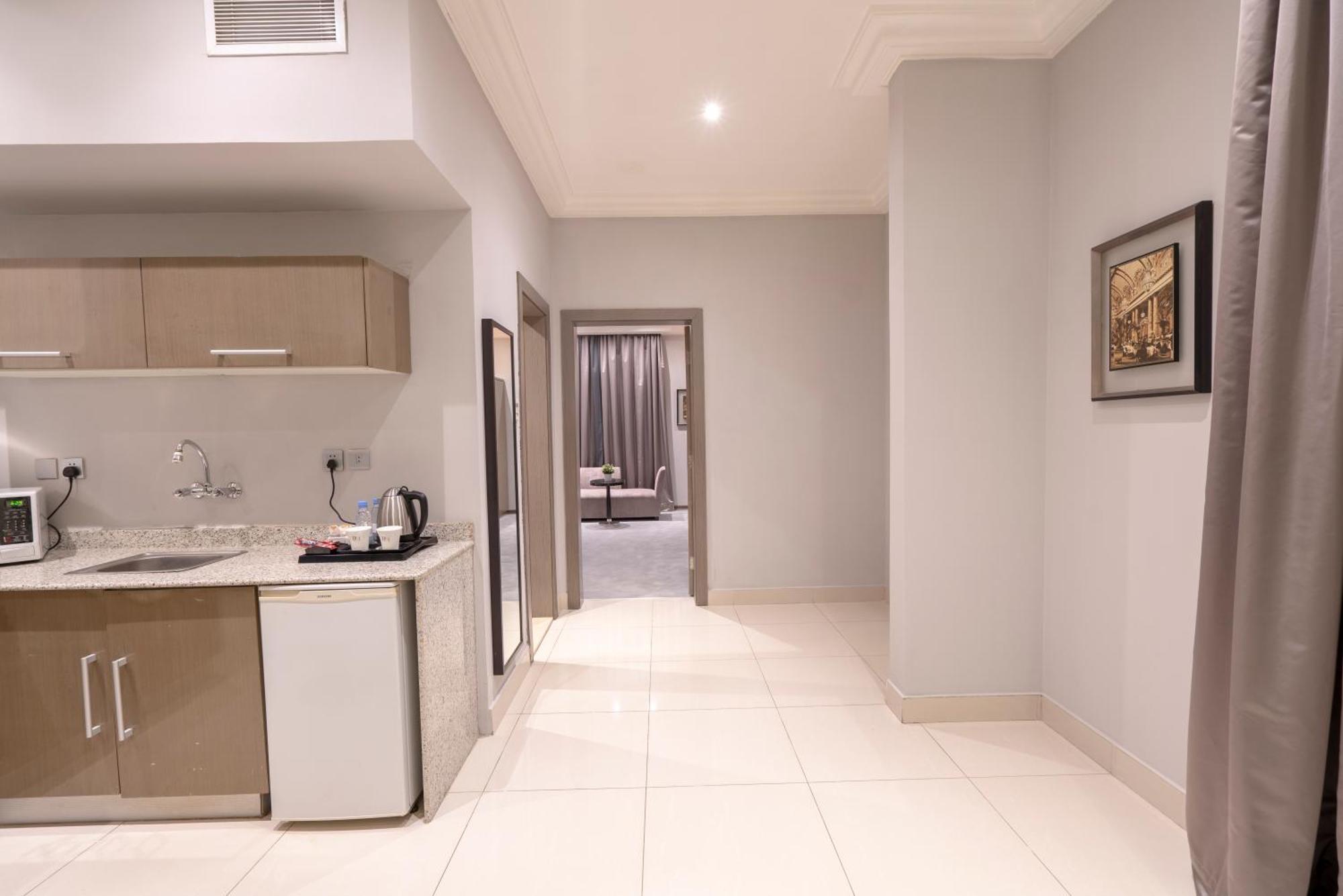 One-Bedroom Suite