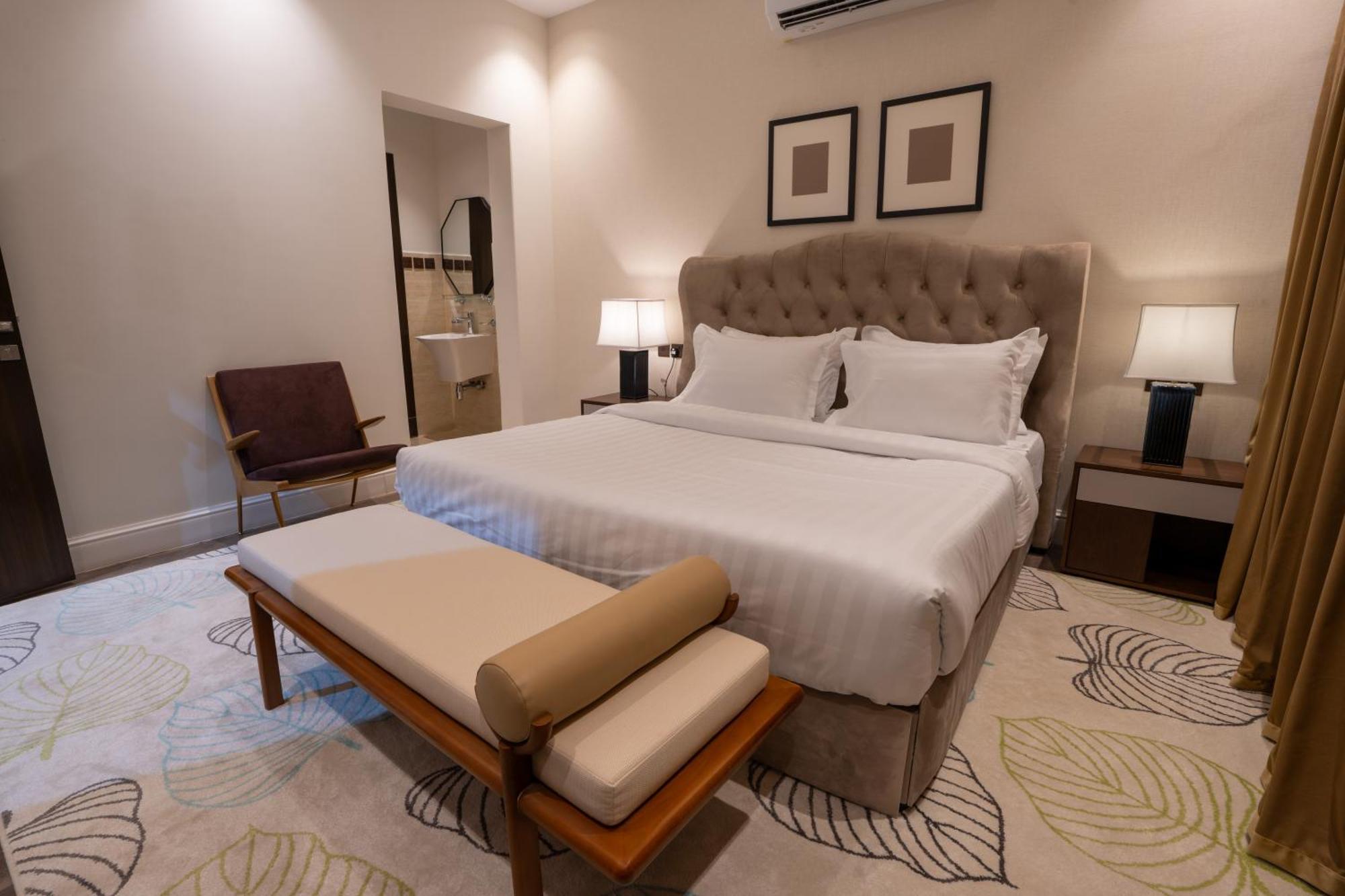 Two-Bedroom Deluxe Apartment,1609890407:JPEG