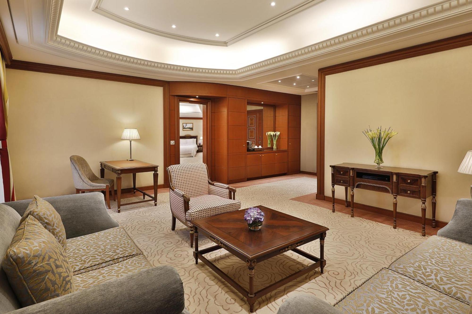 Club Executive One-Bedroom Suite