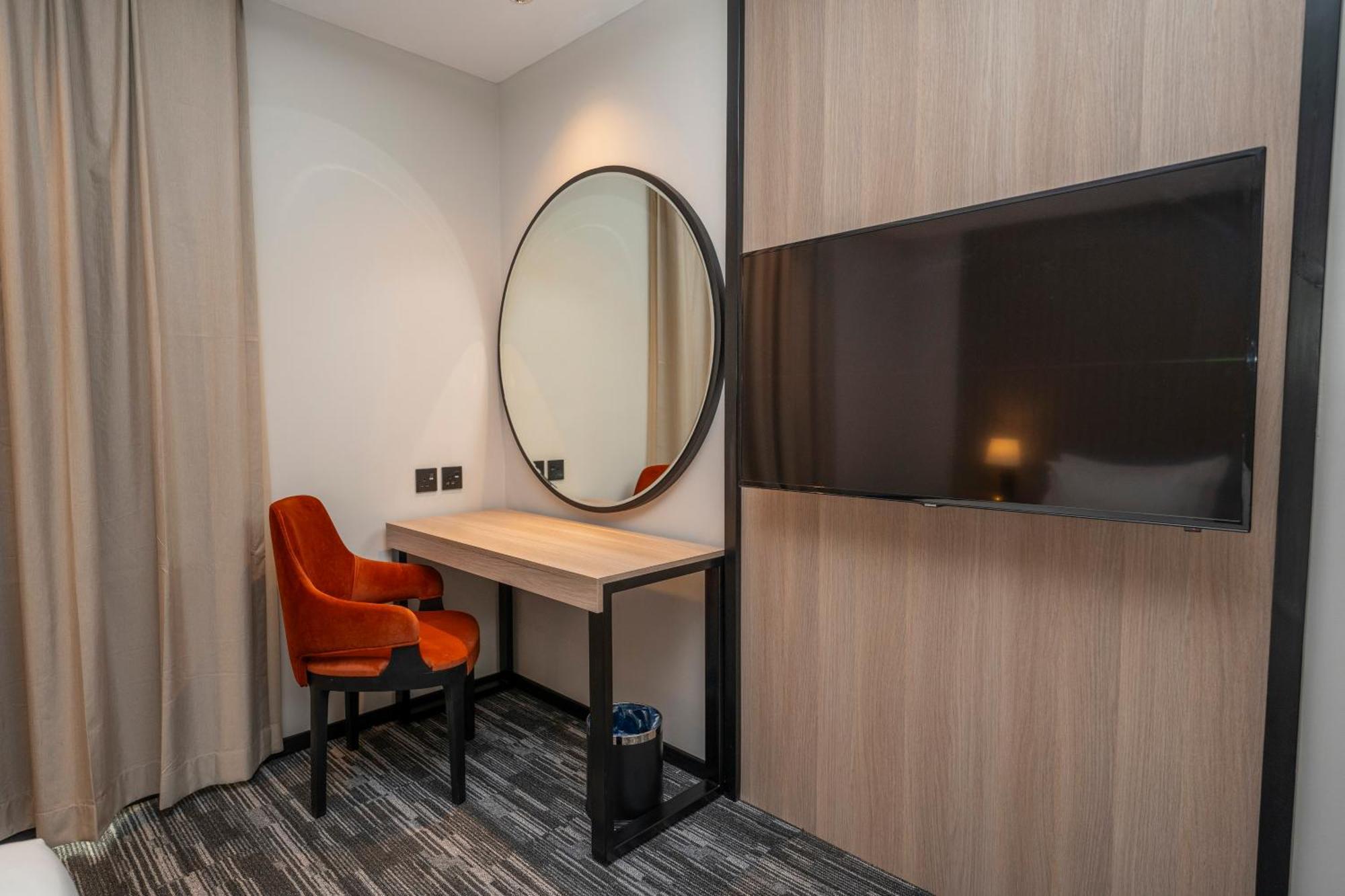 Luxury Triple Room
