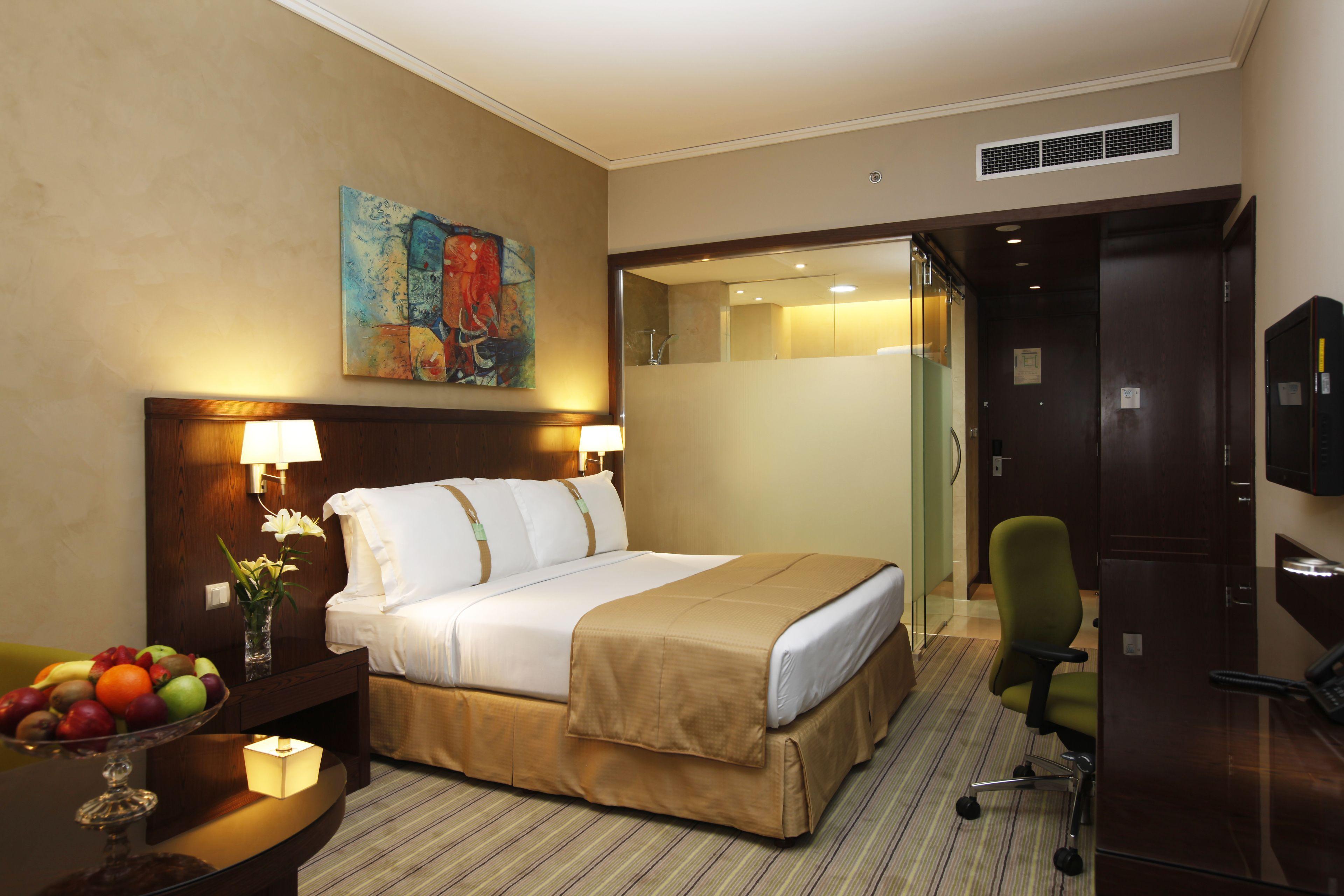 Standard King Room