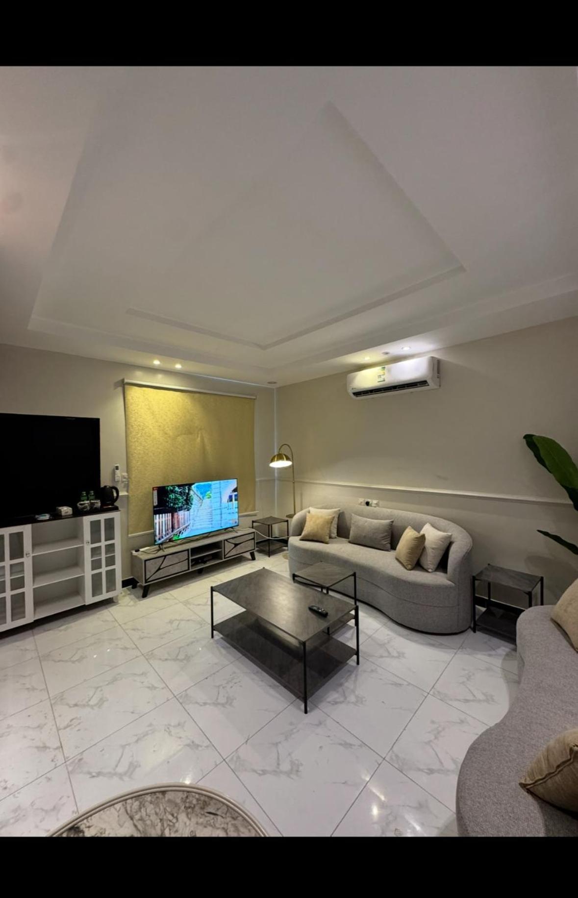Suite Apartment