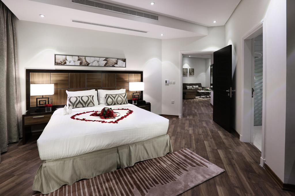 Deluxe Two-Bedroom Apartment