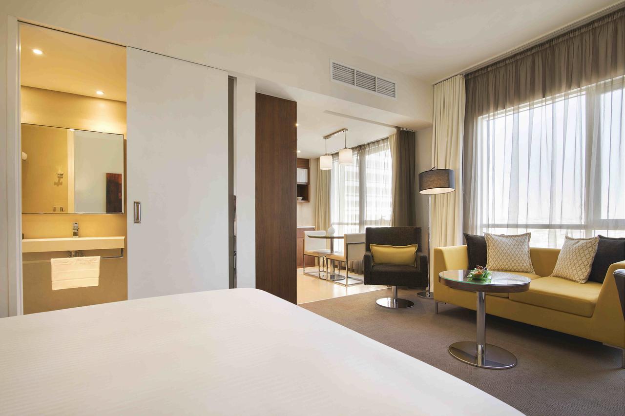 Studio Kitchenette – Queen Bed,631254231:JPEG