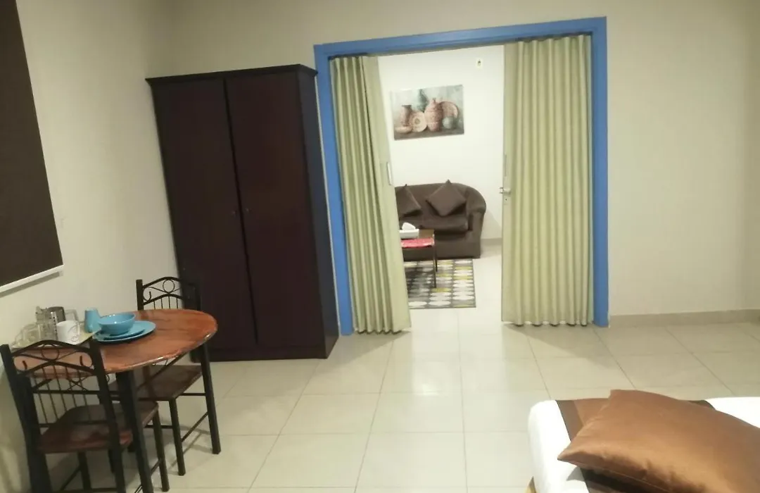 نزل التوت للوحدات السكنية المفروشة-1