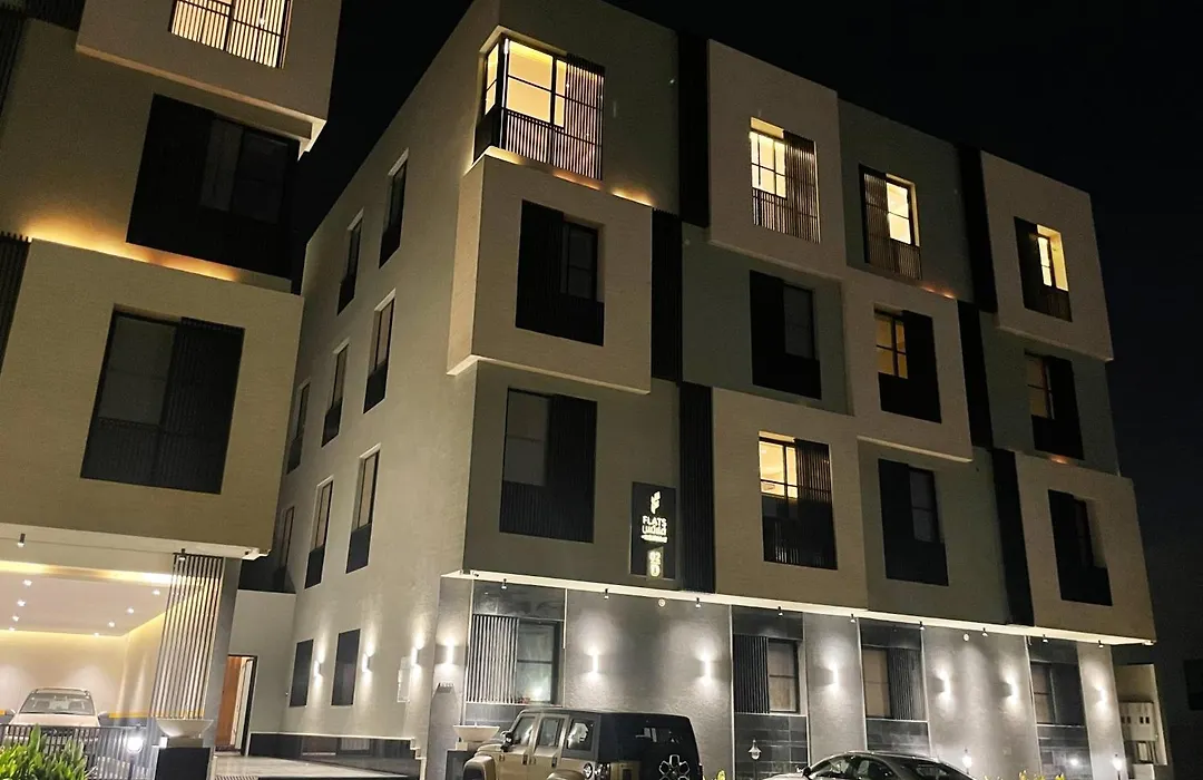 Luxurious Three Bedroom Apartment North of Riyadh شقة فخمة مكونة من ثلاث غرف نوم شمال الرياض-1