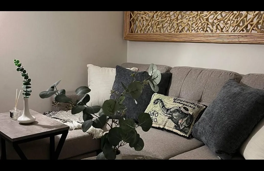 استديو أنيق دخول ذاتي مدخل مستقل يومي و شهري-1