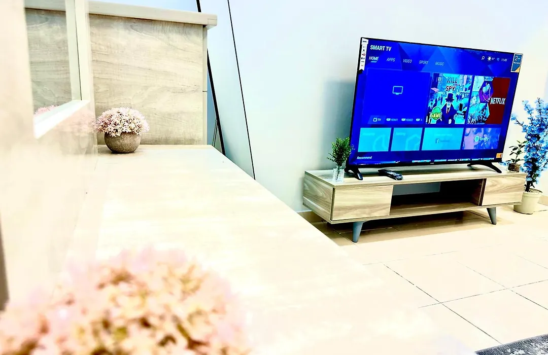 استديو رقم 4 باثاث انيق ومودرن ودخول ذاتي-1