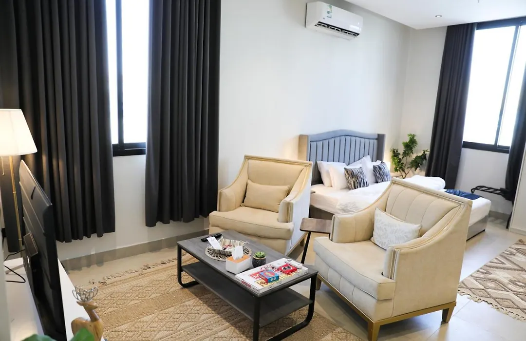 منزلك قرب المطار بتسجيل وصول ذاتي Your home near the airport with self check-in-1