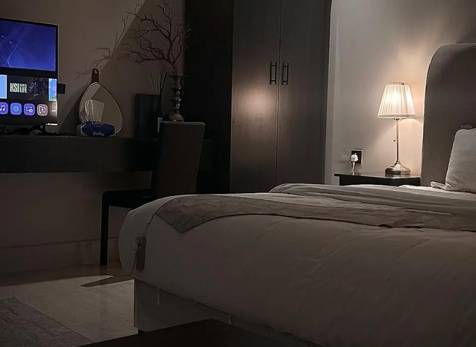 استديو فندقي انيق شمال الرياض قلب الرياض ذاتي studio with self entry-1