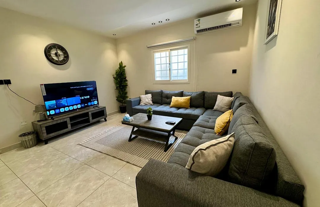 شقة فاخرة Luxury 1BR Apartment-1