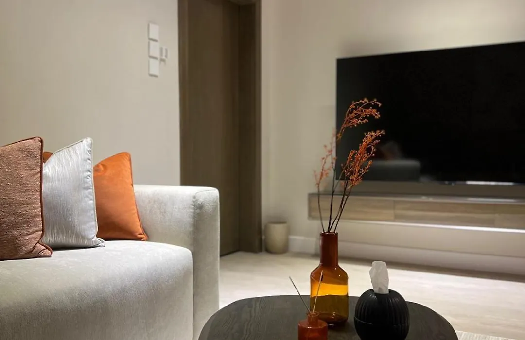 101 - Comfy Space - 80Tv Smart - Self Check-In-1