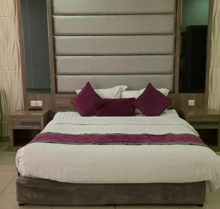 Room22 Narjis-1