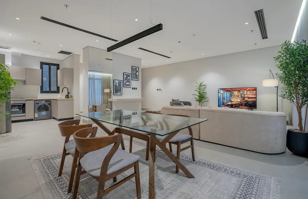 Stylish 3Br Apartment Perfect For Families-1