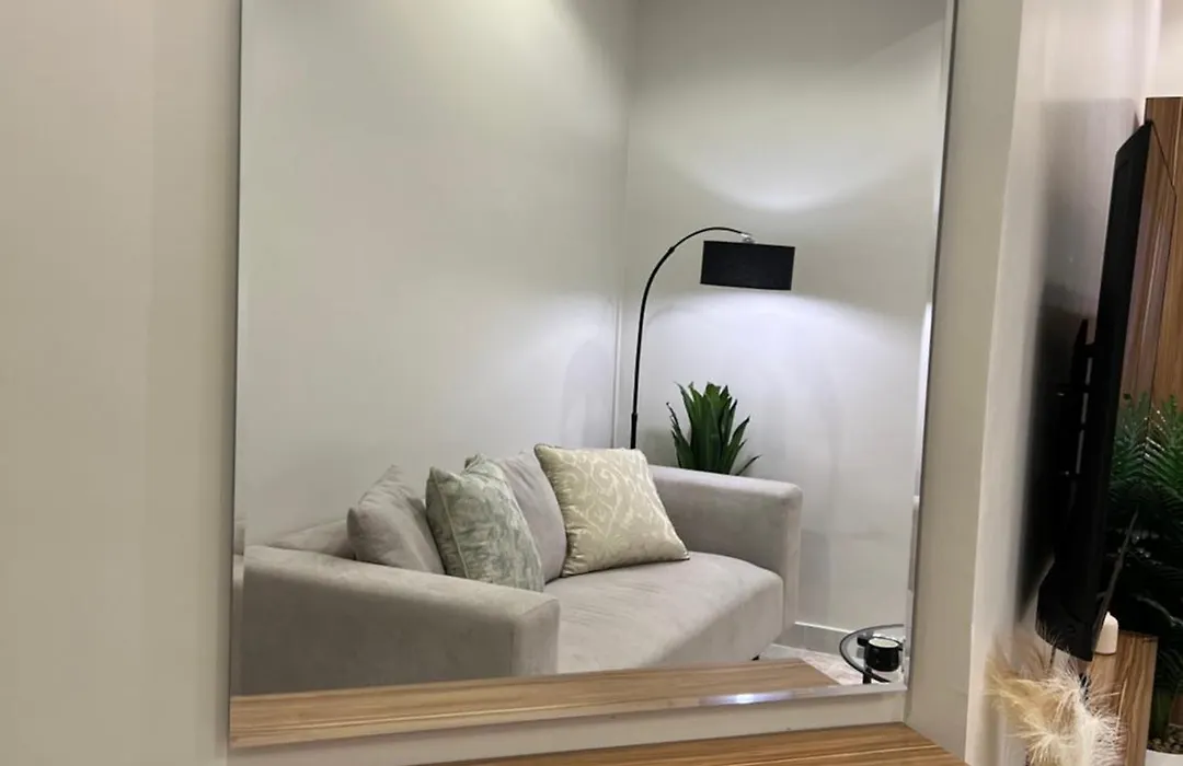 استديو بتصميم فندقي أنيق' Luxury studio-1