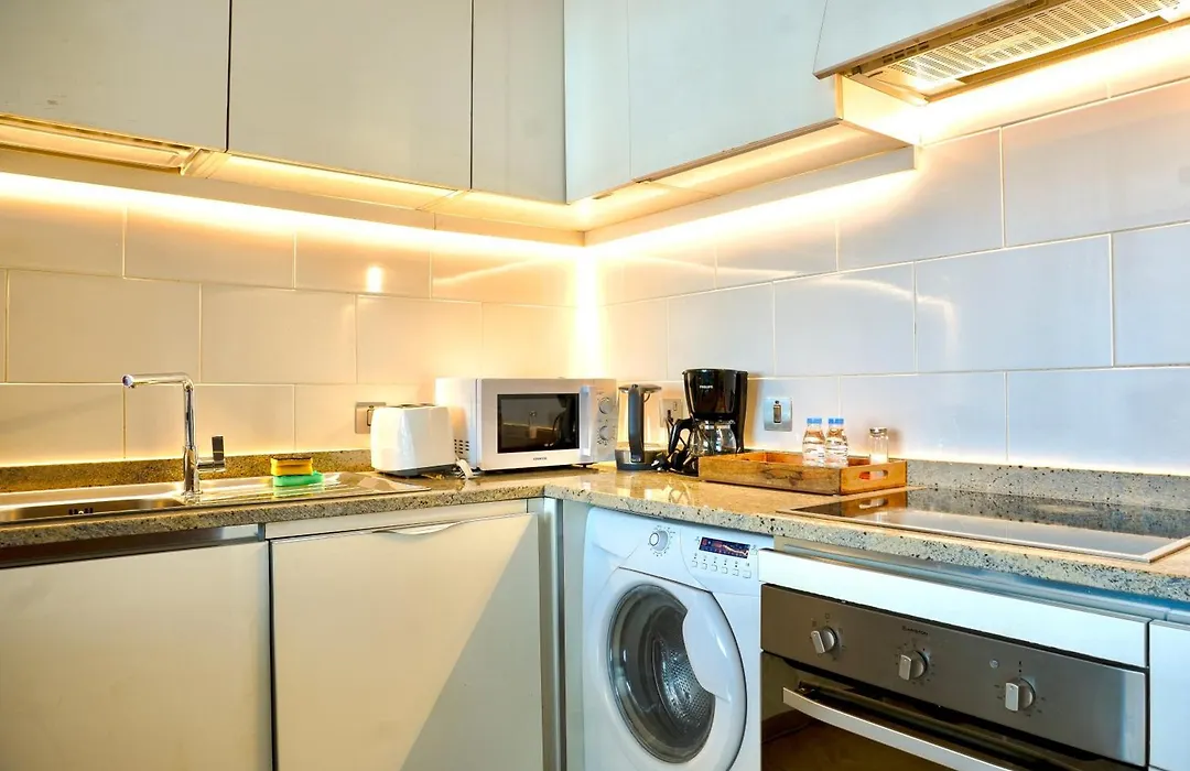 1Bedroom 54Th Floor Rafal Tower-1