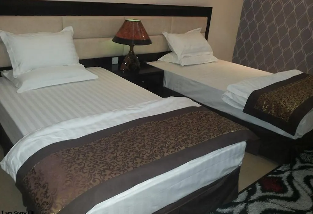 Quiet Rooms 11 Serviced Apartments-1