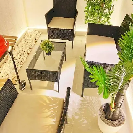 Luxury Apartment 2B-3