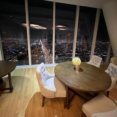 Cozy Suite With Sky View-2