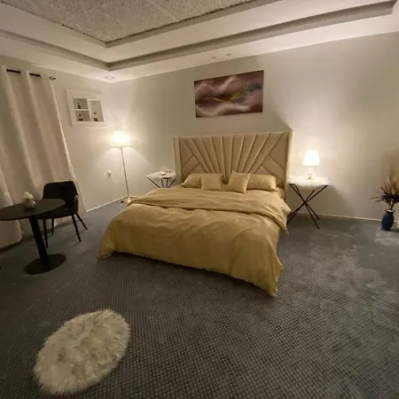 غرفه بحمام سكن خاص حي طويق-3