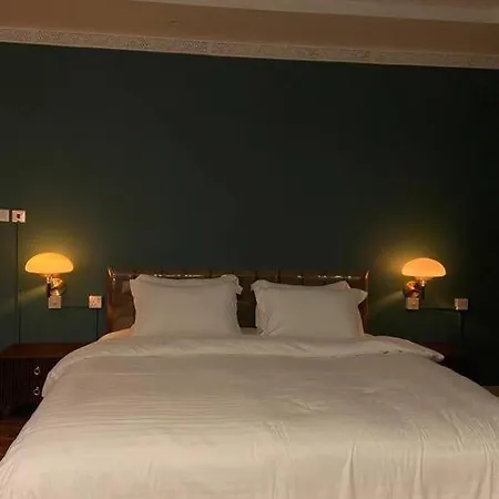 استديو بتصميم كلاسيكي أنيق ودخول ذاتي-3
