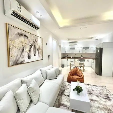 Hittin Luxurious Stay 5 Minutes To Boulevard شقة حطين المميزة 5 دقائق للبوليفارد-3