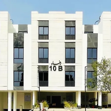 Spacious New 2 Bedroom Apt-In Amazing Location B33-2