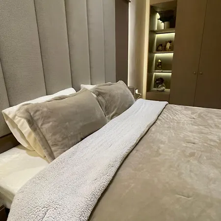 مسكن نجد بمدخل طراز سلماني-3