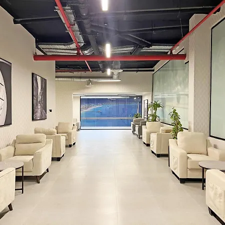 شقة فاخرة ذكية بمسبح وجيم Modern Luxury Smart Apartment with Pool&Gym-3