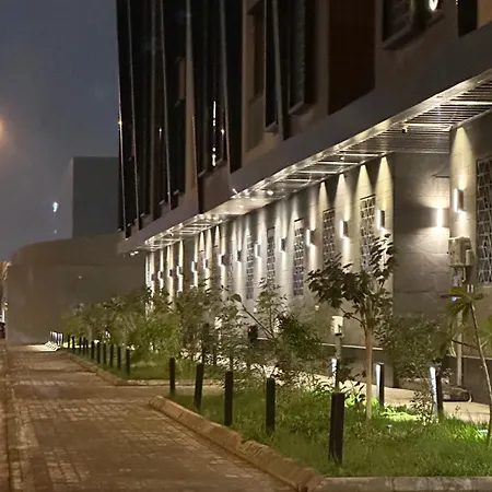 شقه مع بلكونه f9-2