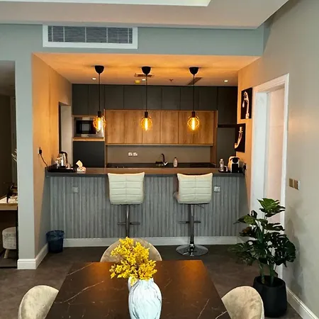 Dna Luxury Apartments ,Smart Entry , Perfect View-2