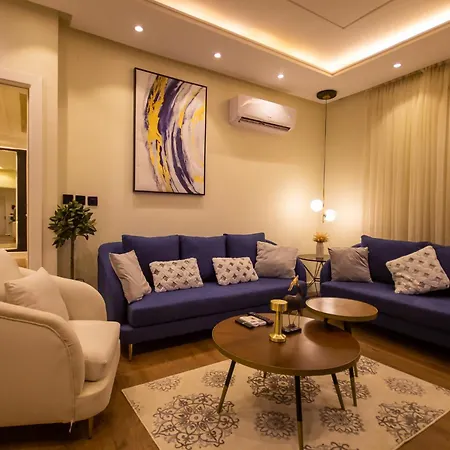 Luxury Apartment Private Entrance 1-2