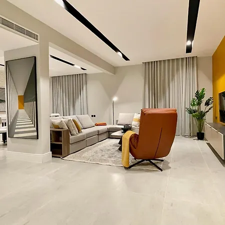 C Living - Executive - Aqiq-2