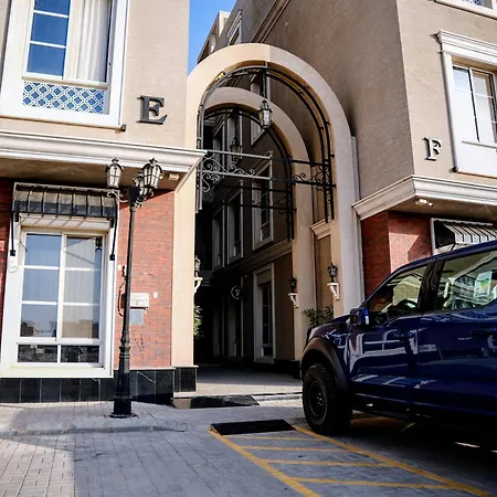 Luxury Smart Apartment E12-3