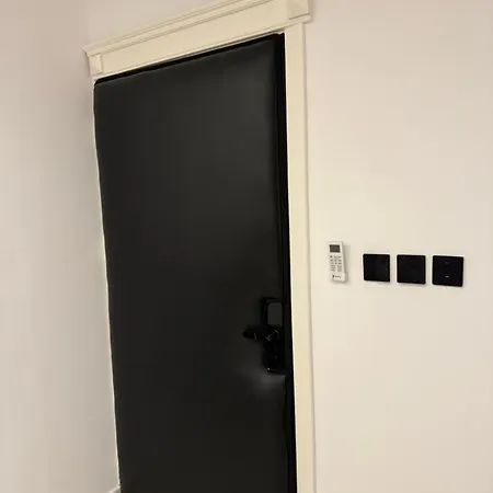 شقه فاخر بحي الصحافه luxiury apartment great location-3