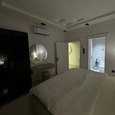 شقه فاخر بحي الصحافه luxiury apartment great location-2
