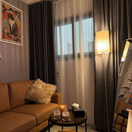استوديو تنفيذي بجانب البوليفارد- Executive Studio Self-Entry-2