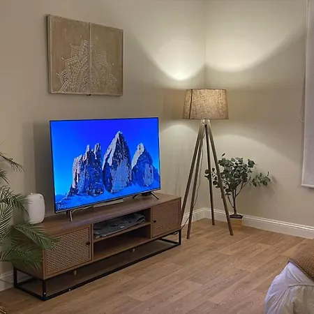 Modern Studio With Self-Entry In Malqa-3