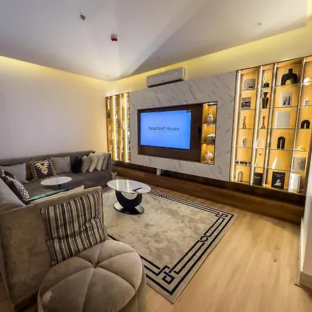 Luxury Smart Apartment B12-3