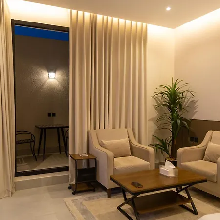 أستديو مميز 14 بجلسة خارجية تسجيل ذاتي قريب من المطار والوجهات الترفيهية Unique Studio 14 with Outdoor Seating Self Check in Near Airport&Attractions-2