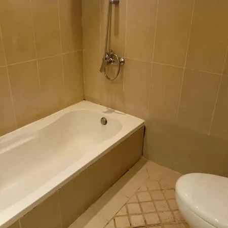 Room Al-Malaz-3