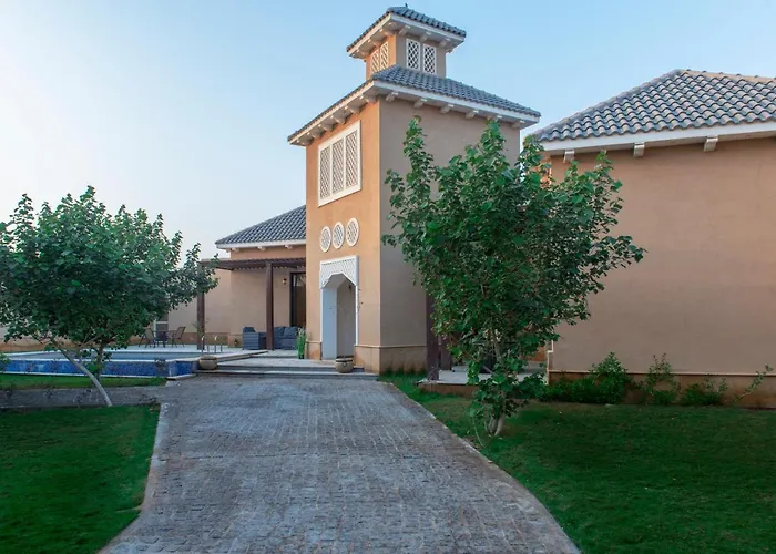 فندق الرياضفي  منتجع دفلي, المملكة العربية السعودية