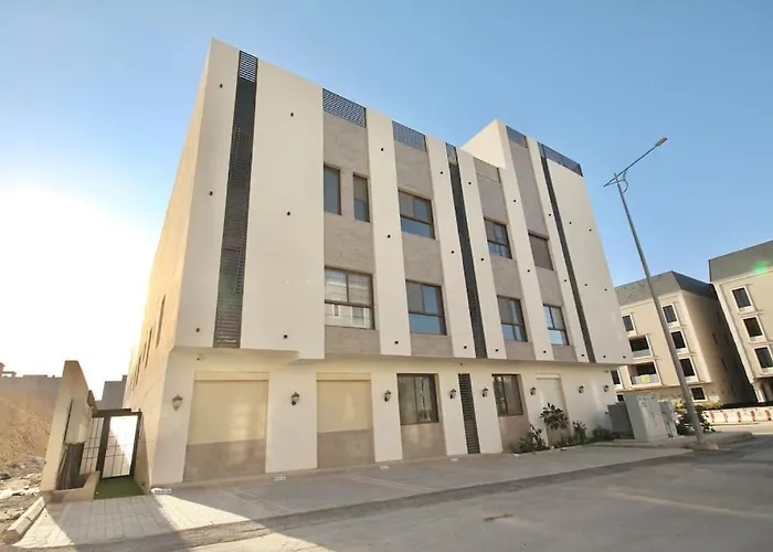 ارضية واسعة Spacious Ground Floor