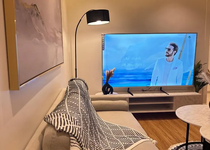وأستوديوهات فخمة Skyline Luxurious s&Studios