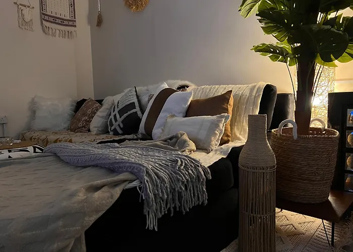 Boho lovely - بتسجيل وصول ذاتي